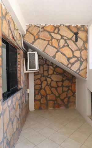 Casa de condomínio para alugar com 60m², 2 quartos e 1 vaga Casa de condomínio para alugar com 60m², 2 quartos e 1 vagaVaranda