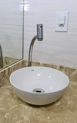 Casa de condomínio para alugar com 60m², 2 quartos e 1 vaga Casa de condomínio para alugar com 60m², 2 quartos e 1 vagaBanheiro