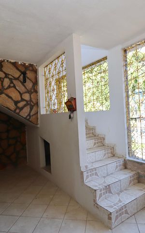 Casa de condomínio para alugar com 60m², 2 quartos e 1 vaga Casa de condomínio para alugar com 60m², 2 quartos e 1 vagaVaranda