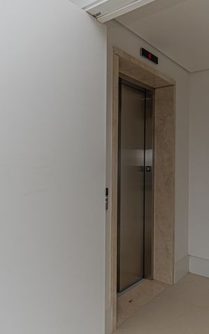 Apartamento à venda com 265m², 3 quartos e 4 vagas