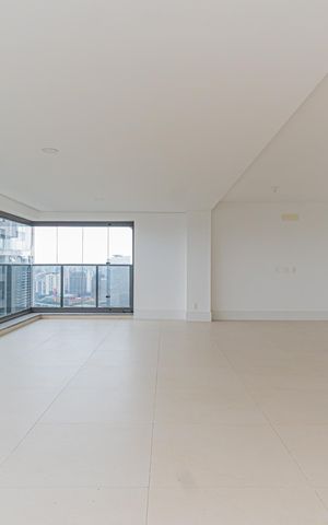 Apartamento à venda com 265m², 3 quartos e 4 vagas
