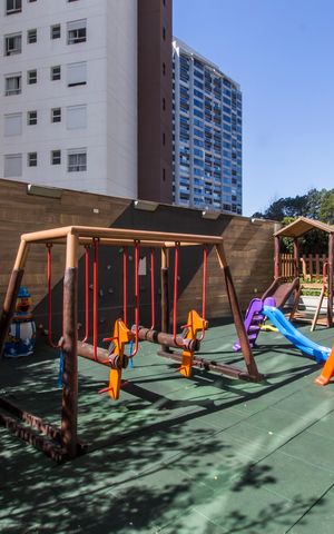 Apartamento para alugar com 112m², 3 quartos e 2 vagasÁrea comum - Playground