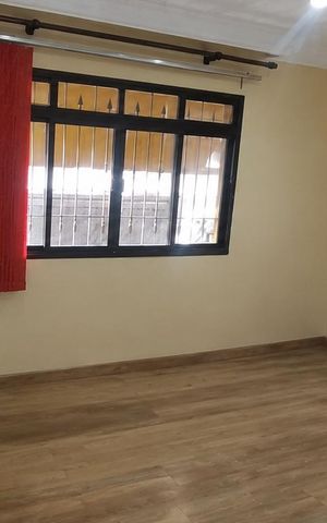 Casa à venda com 106m², 3 quartos e 2 vagas Casa à venda com 106m², 3 quartos e 2 vagasQuarto