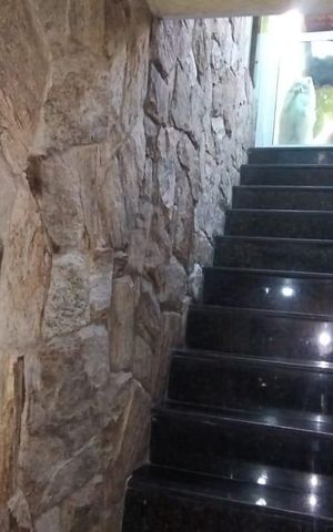 Casa à venda com 106m², 3 quartos e 2 vagas Casa à venda com 106m², 3 quartos e 2 vagasÁrea externa