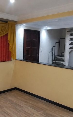 Casa à venda com 106m², 3 quartos e 2 vagas Casa à venda com 106m², 3 quartos e 2 vagasSala