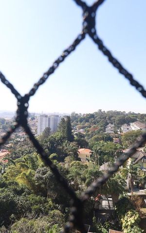 Apartamento à venda com 157m², 3 quartos e 2 vagas Apartamento à venda com 157m², 3 quartos e 2 vagasQuarto 1 - Vista
