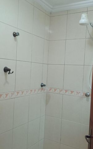 Casa para alugar com 240m², 3 quartos e 3 vagas Casa para alugar com 240m², 3 quartos e 3 vagasBanheiro