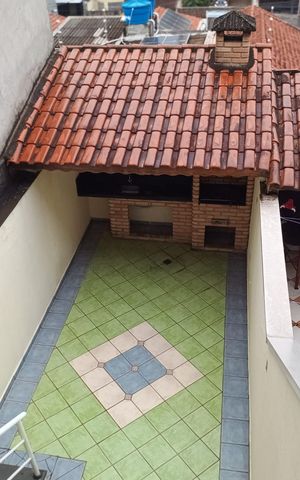 Casa para alugar com 240m², 3 quartos e 3 vagas Casa para alugar com 240m², 3 quartos e 3 vagasVista