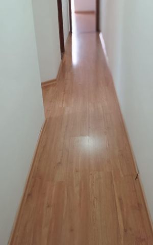 Casa para alugar com 240m², 3 quartos e 3 vagas Casa para alugar com 240m², 3 quartos e 3 vagasCorredor