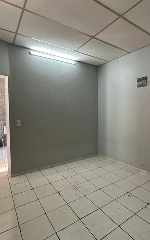 Casa à venda com 295m², 5 quartos e 2 vagasSuíte 3 - Edícula