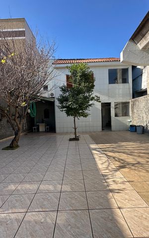 Casa à venda com 295m², 5 quartos e 2 vagasQuintal