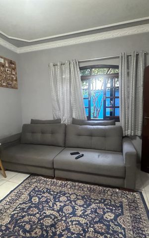 Casa à venda com 295m², 5 quartos e 2 vagasSala