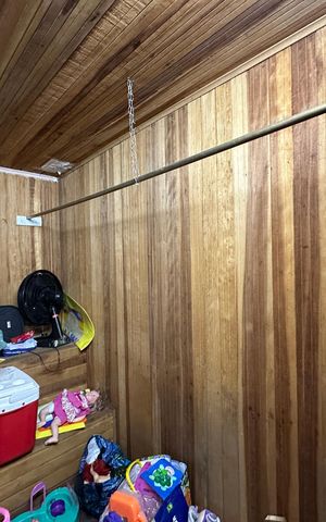 Casa à venda com 295m², 5 quartos e 2 vagasSaúna