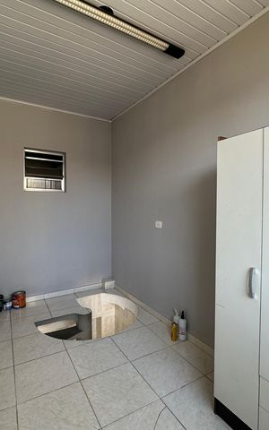 Casa à venda com 295m², 5 quartos e 2 vagasAteliê