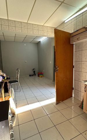 Casa à venda com 295m², 5 quartos e 2 vagasEdícula