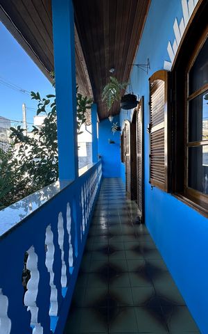 Casa à venda com 295m², 5 quartos e 2 vagasVaranda