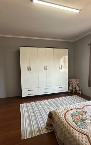 Casa à venda com 295m², 5 quartos e 2 vagasSuíte 2