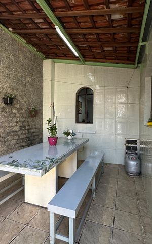 Casa à venda com 295m², 5 quartos e 2 vagasChurrasqueira