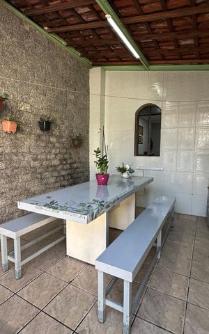 Casa à venda com 295m², 5 quartos e 2 vagasChurrasqueira