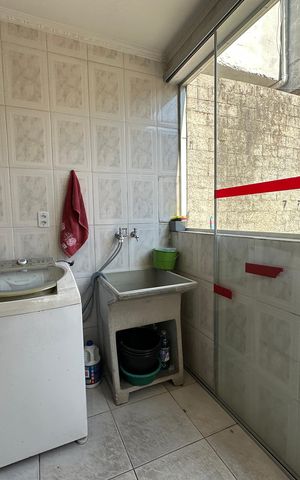 Casa à venda com 295m², 5 quartos e 2 vagasÁrea de Serviço