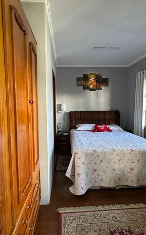 Casa à venda com 295m², 5 quartos e 2 vagasSuíte 1