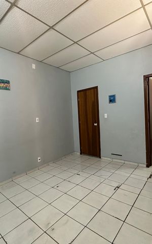 Casa à venda com 295m², 5 quartos e 2 vagasSuíte 3 - Edícula