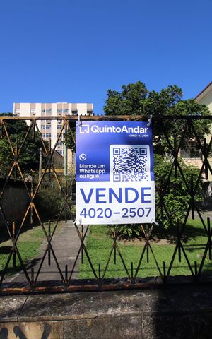 Casa à venda com 480m², 2 quartos e 5 vagasPlaca