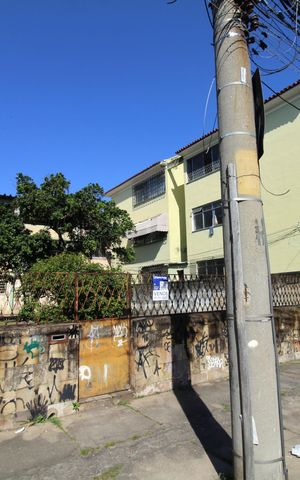 Casa à venda com 480m², 2 quartos e 5 vagasFachada da casa