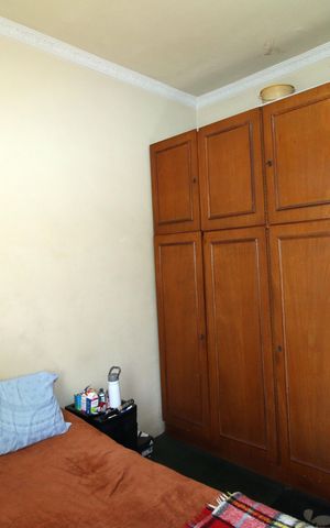 Casa à venda com 480m², 2 quartos e 5 vagasQuarto 2