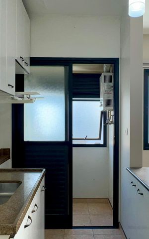 Apartamento à venda com 32m², 1 quarto e 1 vaga Apartamento à venda com 32m², 1 quarto e 1 vagaCozinha