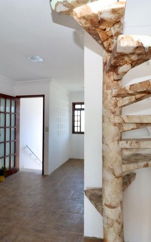 Apartamento para alugar com 120m², 2 quartos e 1 vaga Apartamento para alugar com 120m², 2 quartos e 1 vagaSala