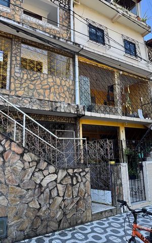 Apartamento para alugar com 120m², 2 quartos e 1 vaga Apartamento para alugar com 120m², 2 quartos e 1 vagaFachada