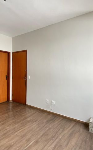 Apartamento à venda com 115m², 5 quartos e 1 vaga Apartamento à venda com 115m², 5 quartos e 1 vagaSala