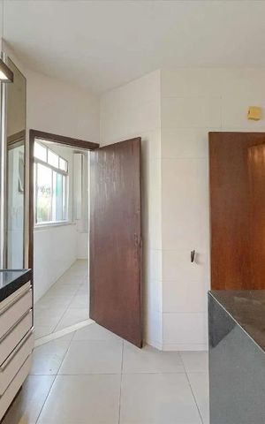 Apartamento para alugar com 180m², 4 quartos e 1 vaga