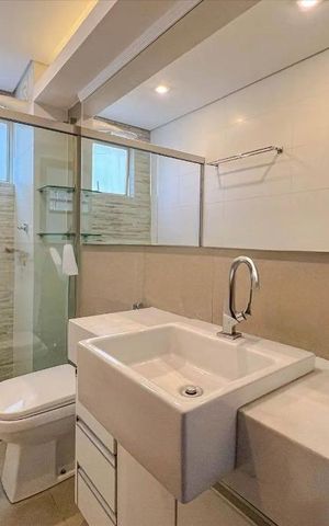 Apartamento para alugar com 180m², 4 quartos e 1 vaga