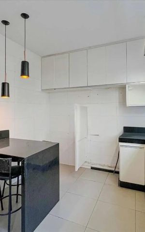 Apartamento para alugar com 180m², 4 quartos e 1 vaga