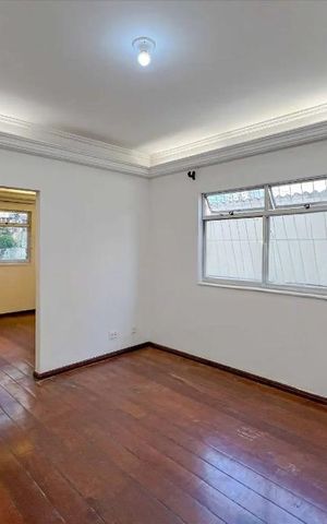 Apartamento para alugar com 180m², 4 quartos e 1 vaga