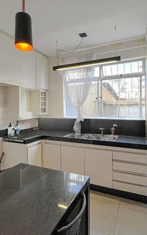 Apartamento para alugar com 180m², 4 quartos e 1 vaga