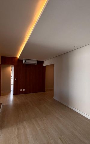 Apartamento à venda com 105m², 2 quartos e 2 vagas Apartamento à venda com 105m², 2 quartos e 2 vagasSala