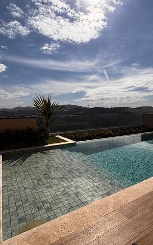 Apartamento à venda com 105m², 2 quartos e 2 vagas Apartamento à venda com 105m², 2 quartos e 2 vagasPiscina
