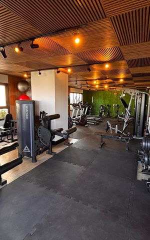 Apartamento à venda com 105m², 2 quartos e 2 vagas Apartamento à venda com 105m², 2 quartos e 2 vagasAcademia