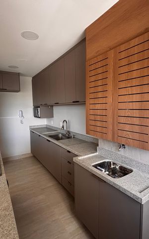Apartamento à venda com 105m², 2 quartos e 2 vagas Apartamento à venda com 105m², 2 quartos e 2 vagasCozinha