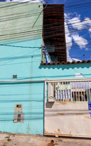Casa à venda com 250m², 4 quartos e 3 vagasPlaca