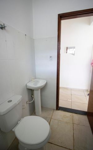 Casa à venda com 250m², 4 quartos e 3 vagasBanheiro