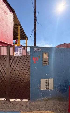 Casa para alugar com 200m², 1 quarto e sem vaga Casa para alugar com 200m², 1 quarto e sem vagaFachada + plaquinha YSQQ-188