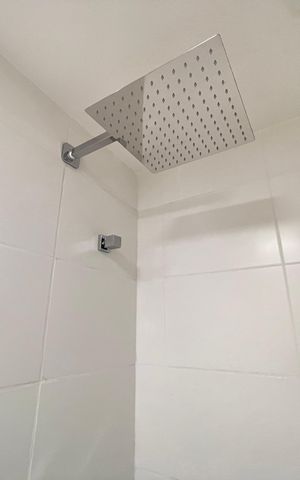 Apartamento à venda com 38m², 2 quartos e sem vaga Apartamento à venda com 38m², 2 quartos e sem vagaBanheiro