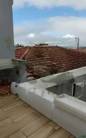 Casa à venda com 173m², 4 quartos e 4 vagas