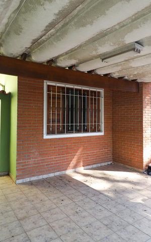 Casa à venda com 119m², 3 quartos e 2 vagas