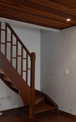 Casa para alugar com 98m², 2 quartos e 1 vagaSala