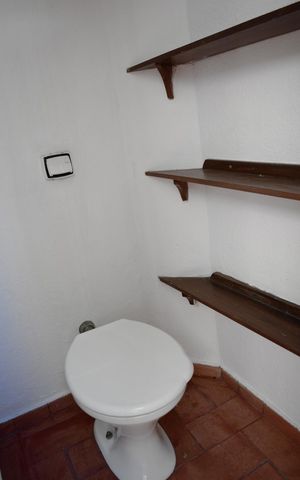 Casa para alugar com 98m², 2 quartos e 1 vagaÁrea de Serviço